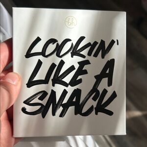 BH Cosmetics lookin like a‎ snack pallet